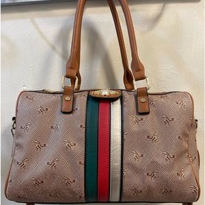 Women’s handbag purse like Gucci fashion carry on